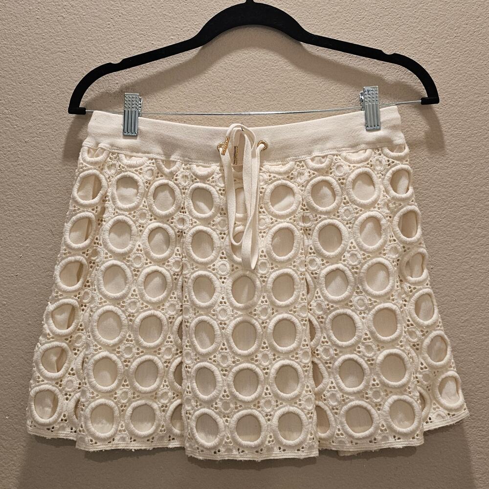 NWOT Juicy Couture Pleated Eyelet Mini Skirt Size XS
